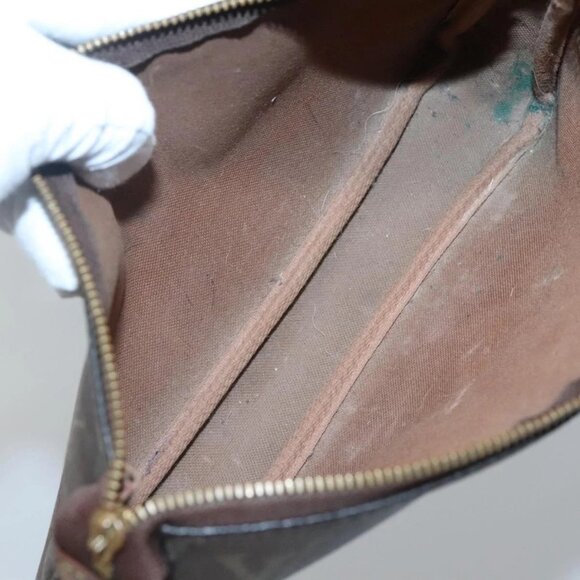 LOUIS VUITTON Monogram Pochette Accessoires Pouch - Picture 8 of 14
